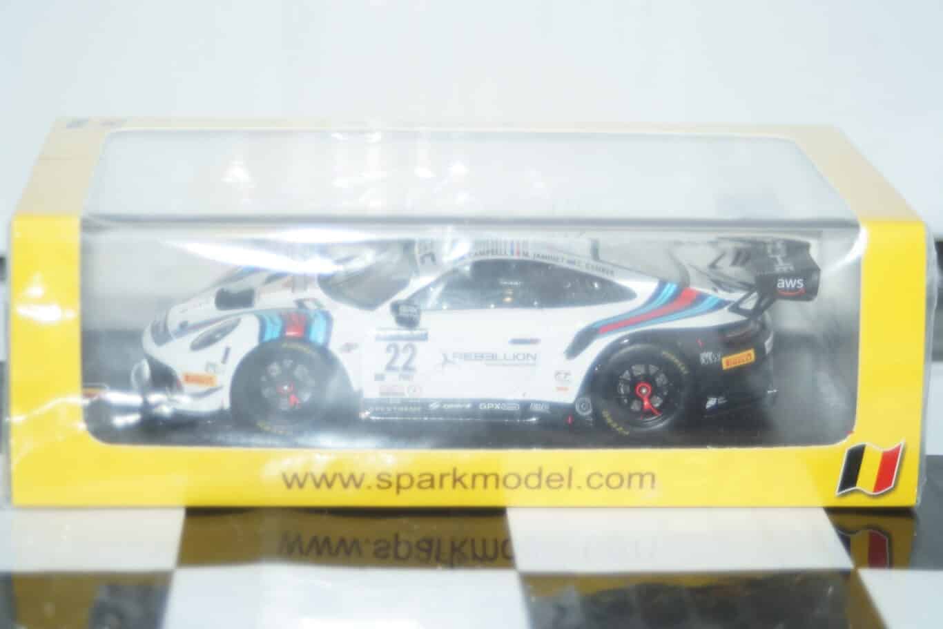 Spark porsche 911 gt3 r gpx martini racing 24h spa 2021 #22 1:43 resin sb468