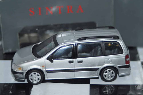 Schuco vauxhall sintra 5 door silver vauxhall dealers diecast model