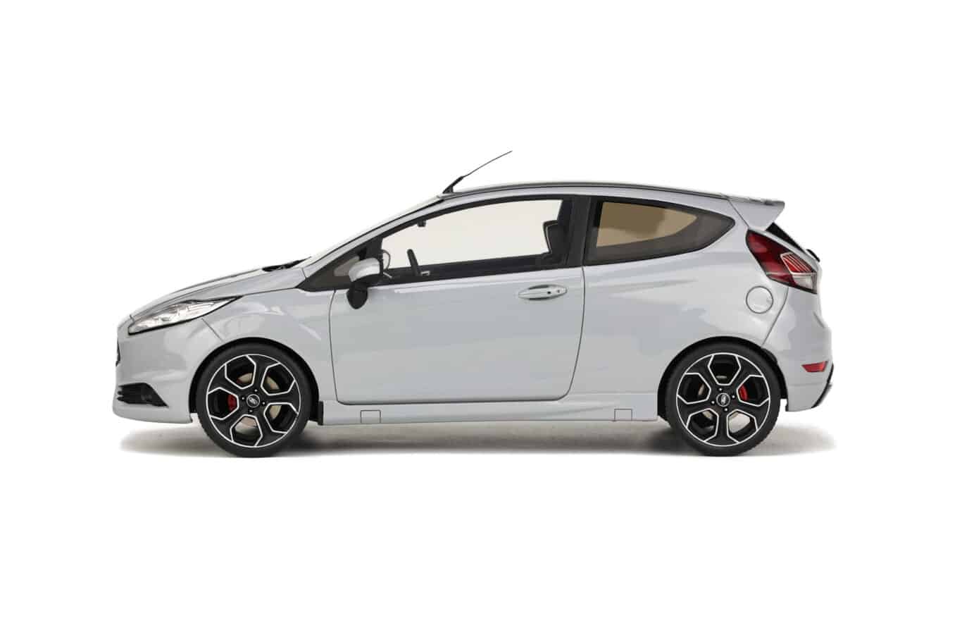 Otto ford fiesta st 200 grey 2016 1:18 ot985