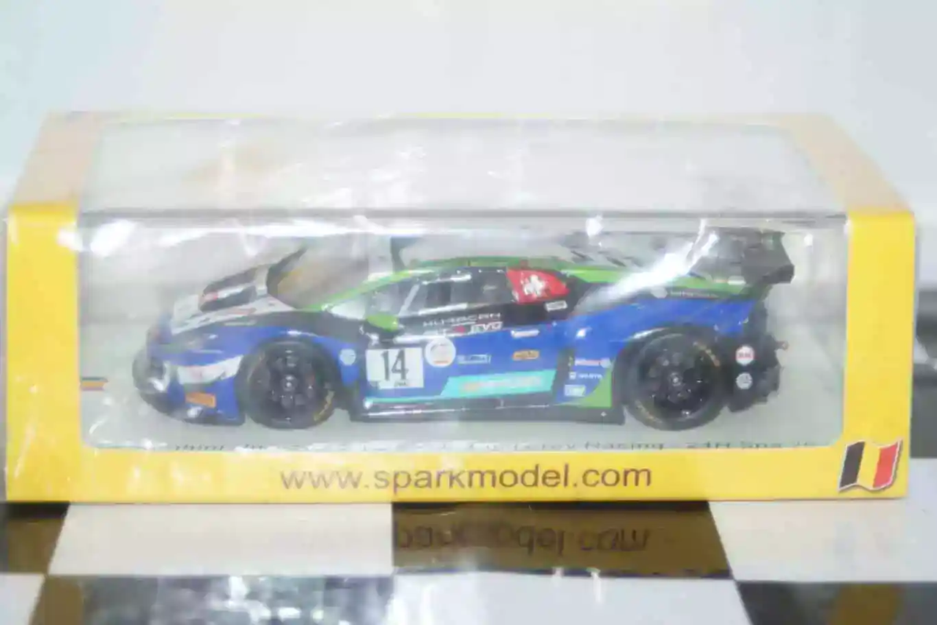 Spark lamborghini huracan gt3 evo emil frey racing 24h spa 2020 1:43 ref sb382