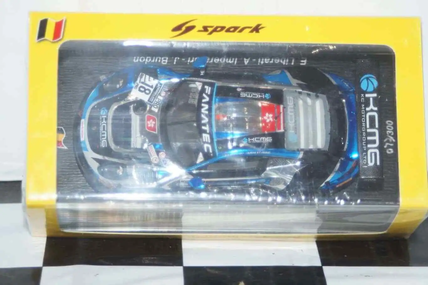 Spark porsche 911 gt3 r kcmg 24h spa 2021 #18 1:43 resin sb440