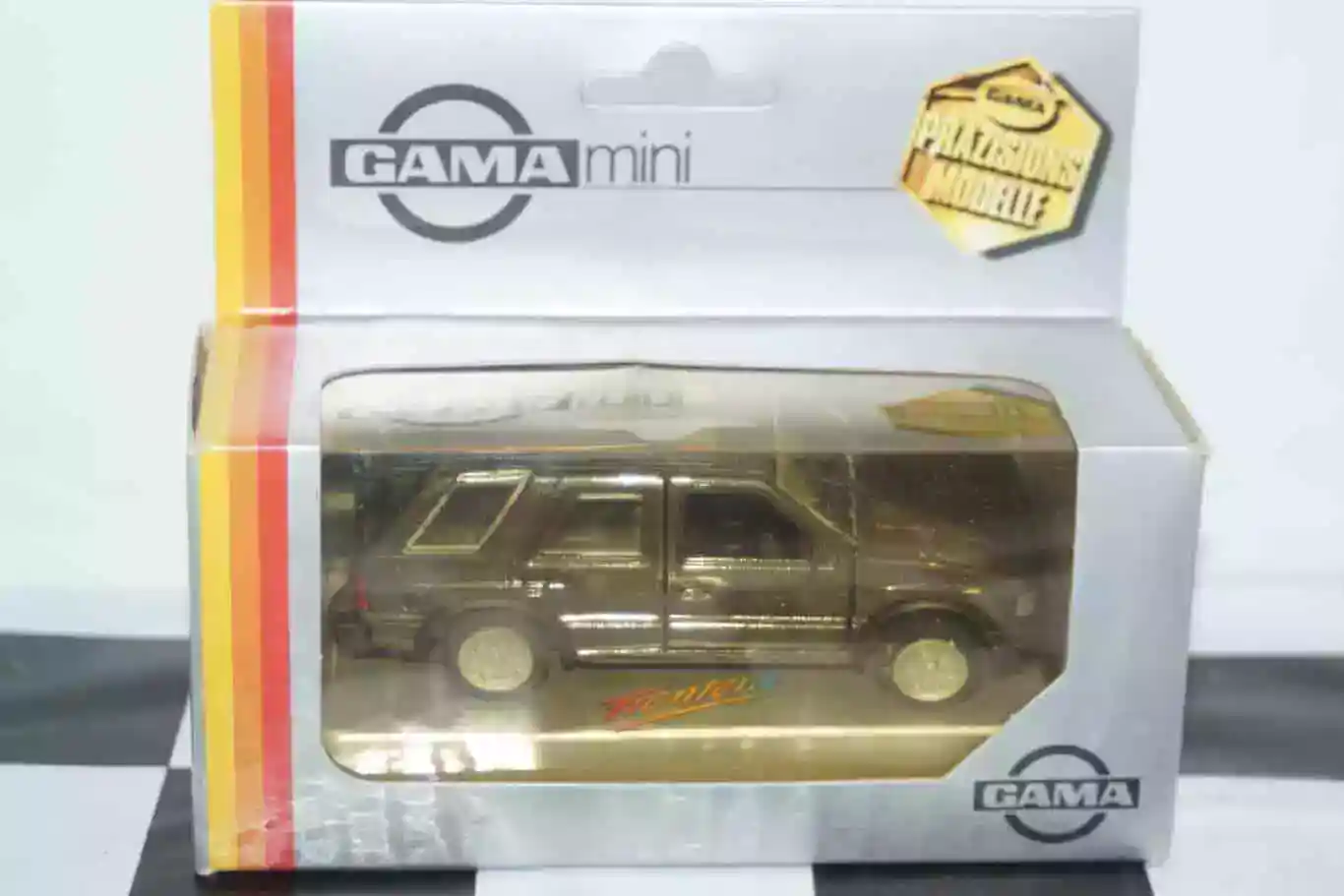 Gama opel vauxhall frontera grey 5 door ref 1004 in 1:43 scale
