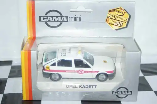 Gama opel vauxhall astra avd deutschland recovery in 1:43 scale