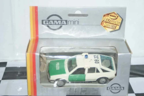 Gama opel vauxhall ascona cavalier polizei 81170000 in 1:43 scale