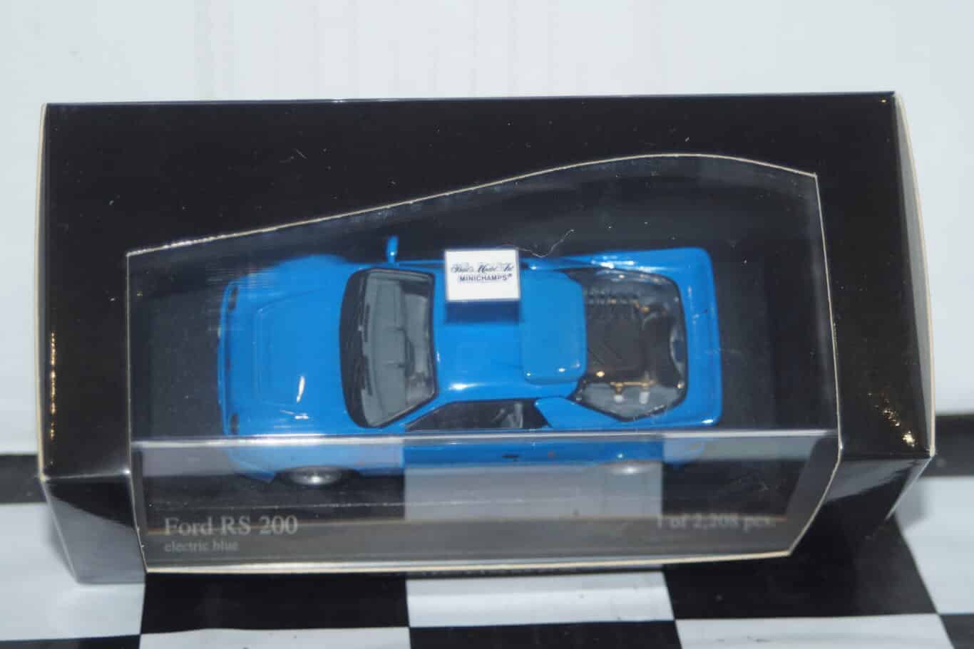Minichamps ford rs 200  1986 in blue 1/43rd 430 080202