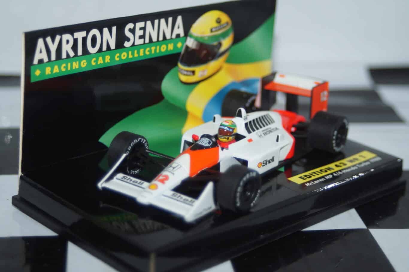 Minichamps mclaren mp 4/4 honda turbo 1988 ayrton senna collection in 1:43