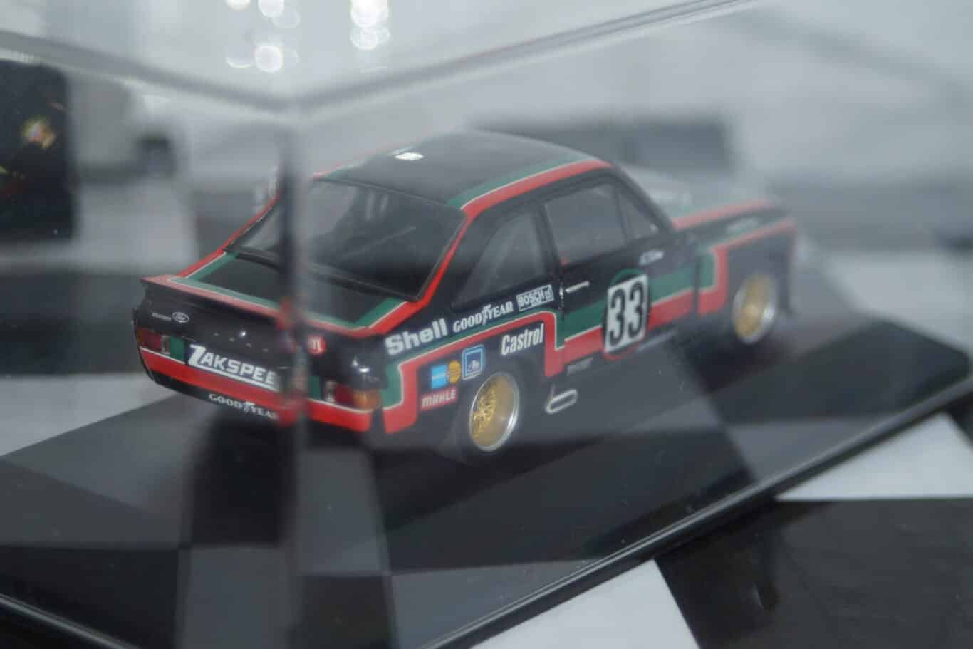 Minichamps ford escort mk2 rs1800 drm superprint 1976 400 768433 1:43