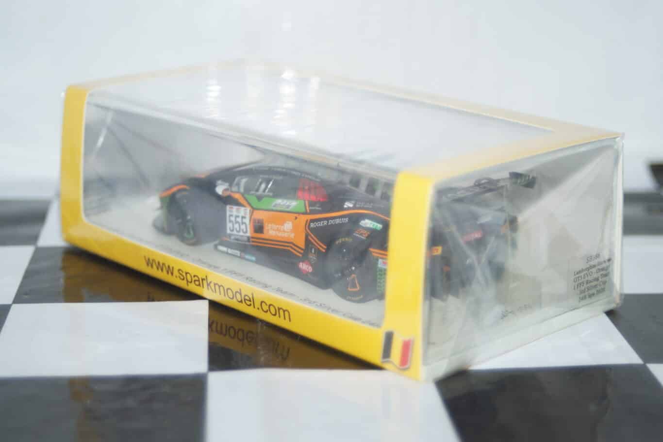 Spark lamborghini huracan gt3 evo orange 1fff 24h spa #63 2020 1:18 ref 18sb029