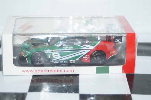 Spark bentley continental gt3 #8 italian gt 2018 s1007 ltd 300 1:43