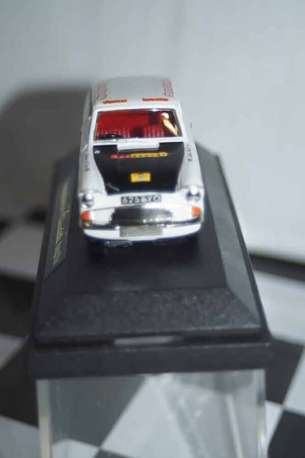 Vanguards ford transit van "southdown" va06617 1:43 diecast