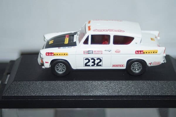 Vanguards ford transit van "southdown" va06617 1:43 diecast