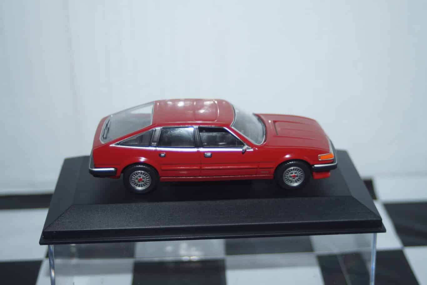 Vanguards rover sd1 taraga red va09002