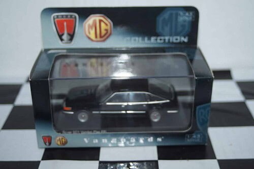 Vanguards rover sd1 vanden plas efi black va09000 1:43