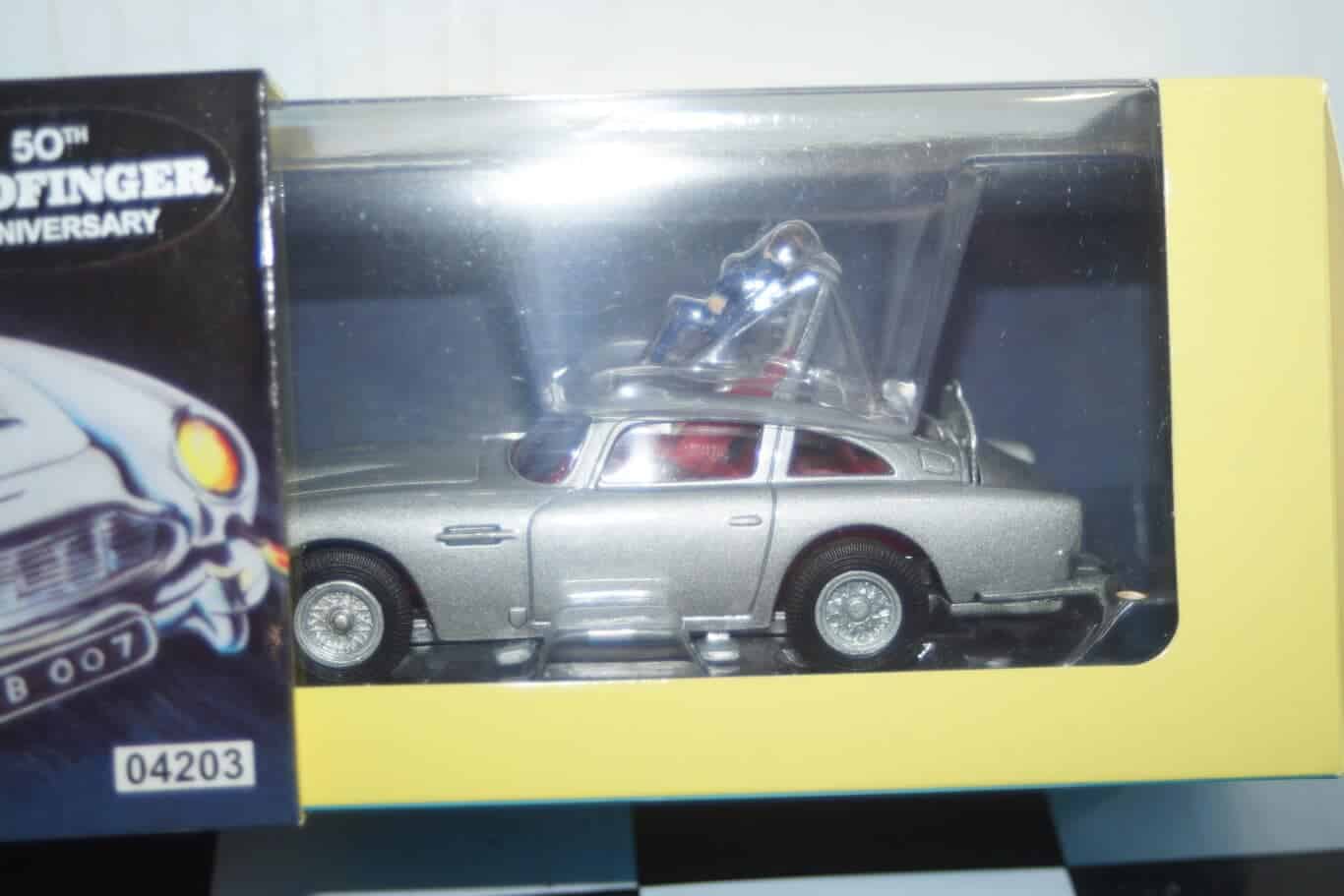 Corgi aston martin db5 james bond 50th goldfinger anniversary 04203 1:43rd