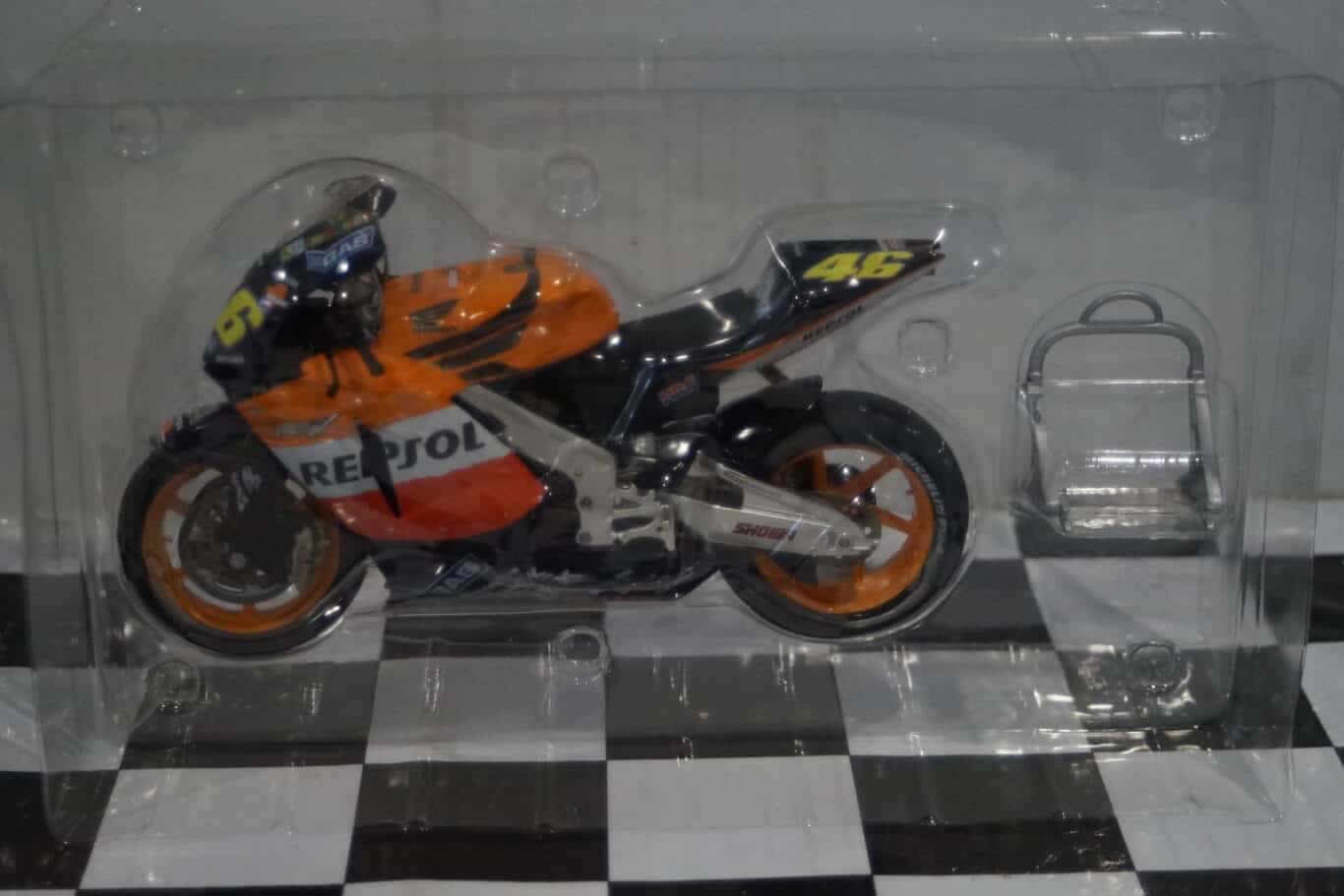 Ixo honda rc211v valentino rossi 