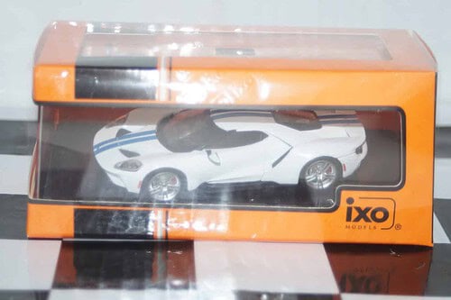 Ixo ford gt 2017 white and blue clc536n.22 1:43