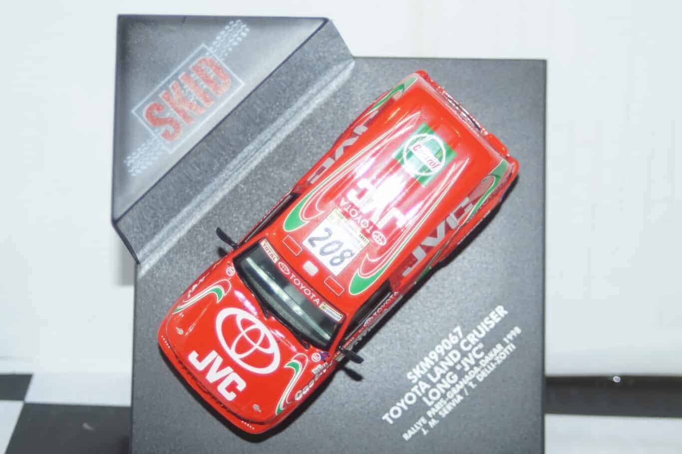 Vitesse skid toyota land cruiser rally granada dakar #208 1998 j.m servia skm99067