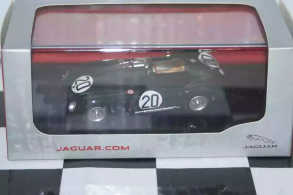 Ixo jaguar xk120 (dealer box)  c type #20 green diecast 1:43