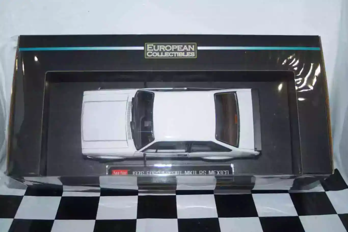 Sunstar ford escort mk2 rs mexico diamond white 1976 4633r 1:18