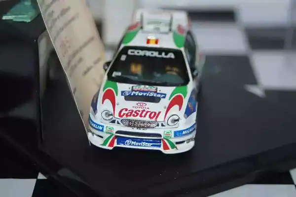Vitesse toyota corolla wrc new zealand rally #5 1998 c.sainz v98203