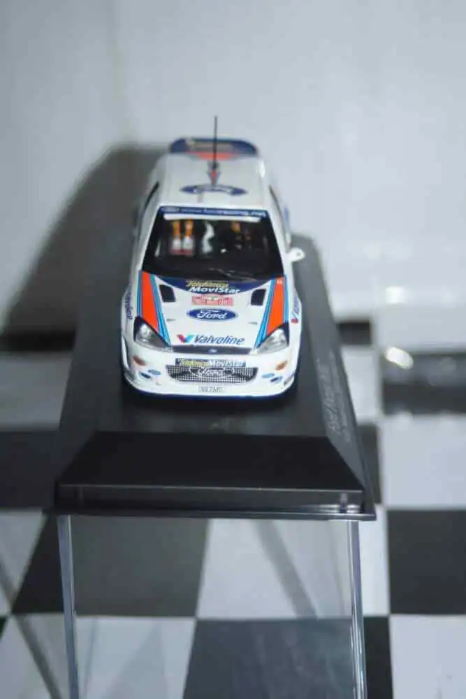 Minichamps ford focus wrc 2000 rally monte carlo #6 430 008906