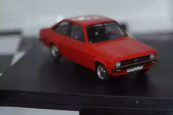 Trofeu ford escort mk2 1100 popular sunset red 1:43rd 1001r