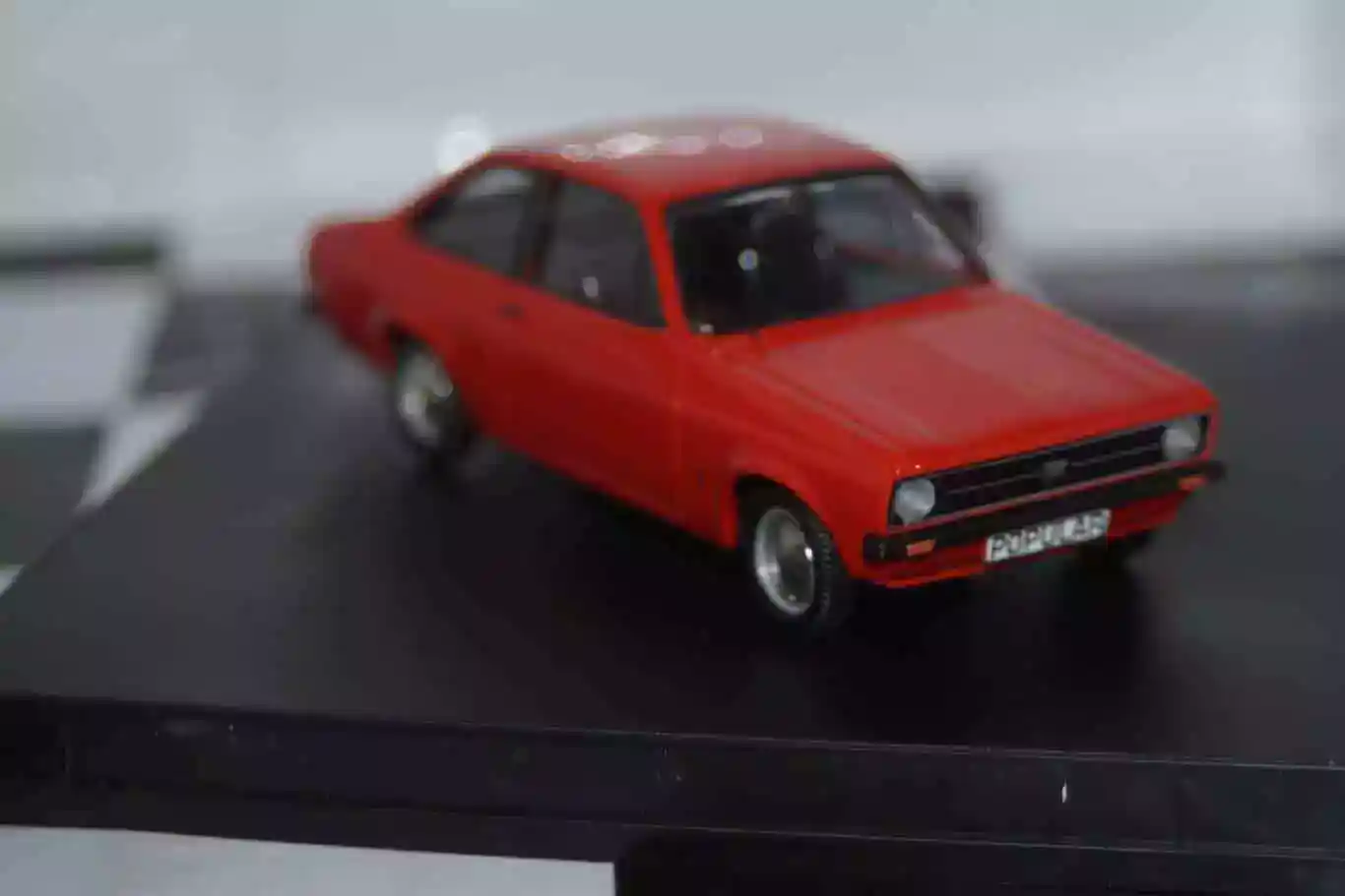 Trofeu ford escort mk2 1100 popular sunset red 1:43rd 1001r