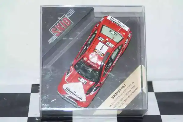 Vitesse skid mitsubishi lancer evo vi safari kenya rally #1 1999 makinen skm99051