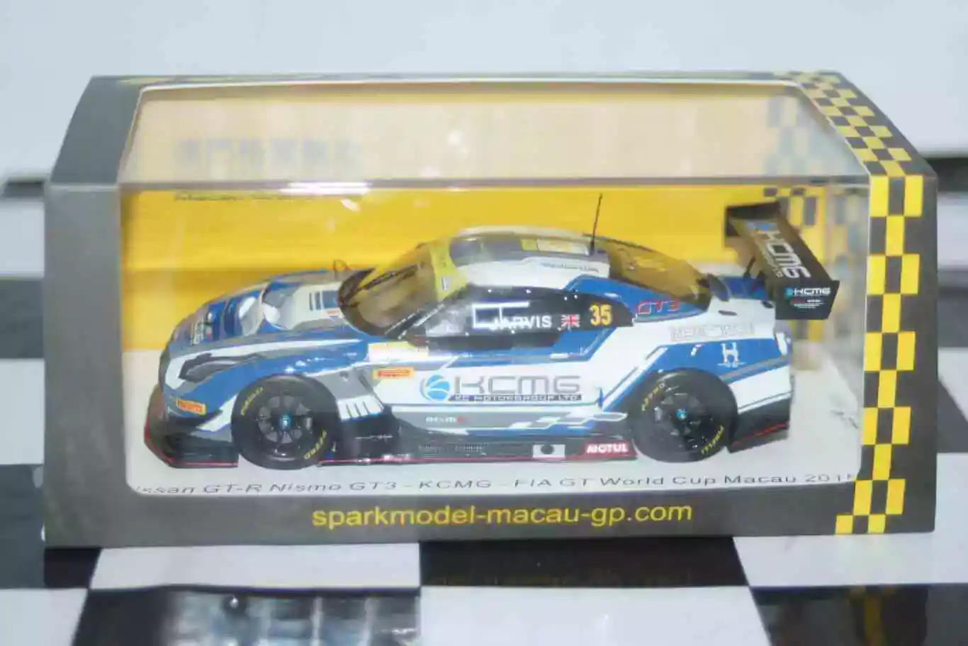 Spark nissan gt-r nismo gt3-kcmg-fia gt world cup macau 2018 sa172 1:43