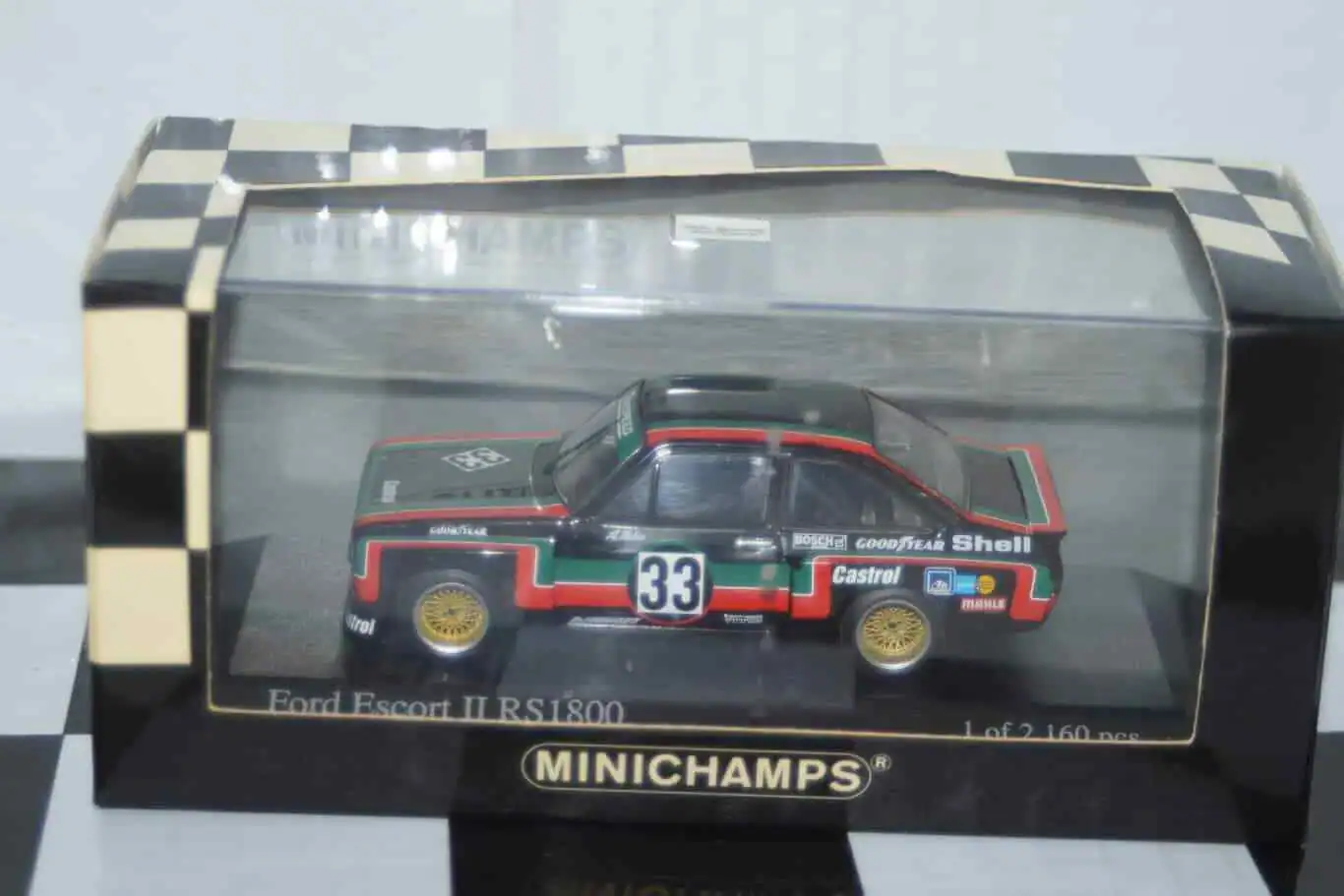 Minichamps ford escort mk2 rs1800 drm superprint 1976 400 768433 1:43