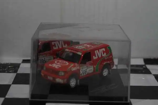Vitesse skid toyota land cruiser rally granada dakar #208 1998 j.m servia skm99067