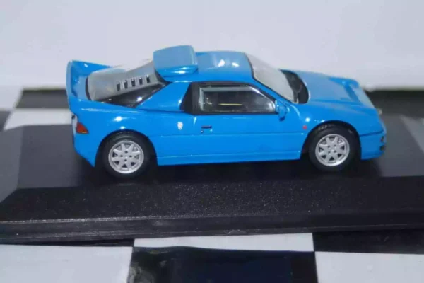 Minichamps ford rs 200 in black 1986 1/43rd 430 080270