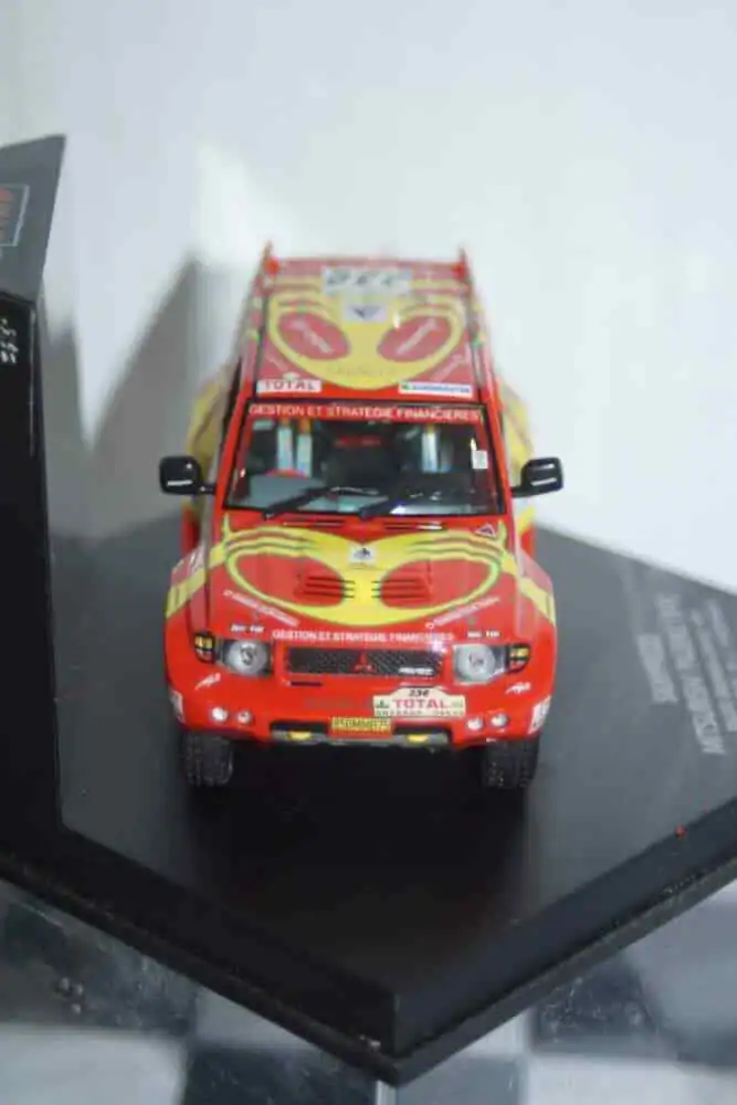 Vitesse skid mitsubishi pajero evo rally granada dakar #230 1999 j.p.cassegrain skm99033