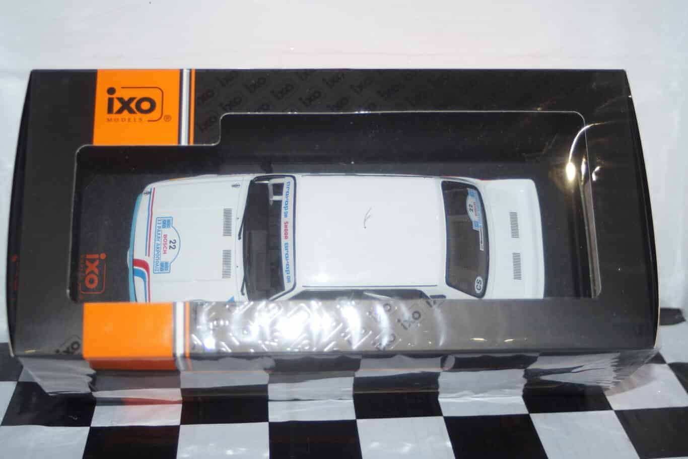 Ixo skoda 130lr rally acropolis #22 s.kvaizar 1986 1:18 ref 18rmc157b.22