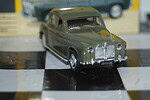 Vanguards rover p4 blue grey va19004 in 1/43rd
