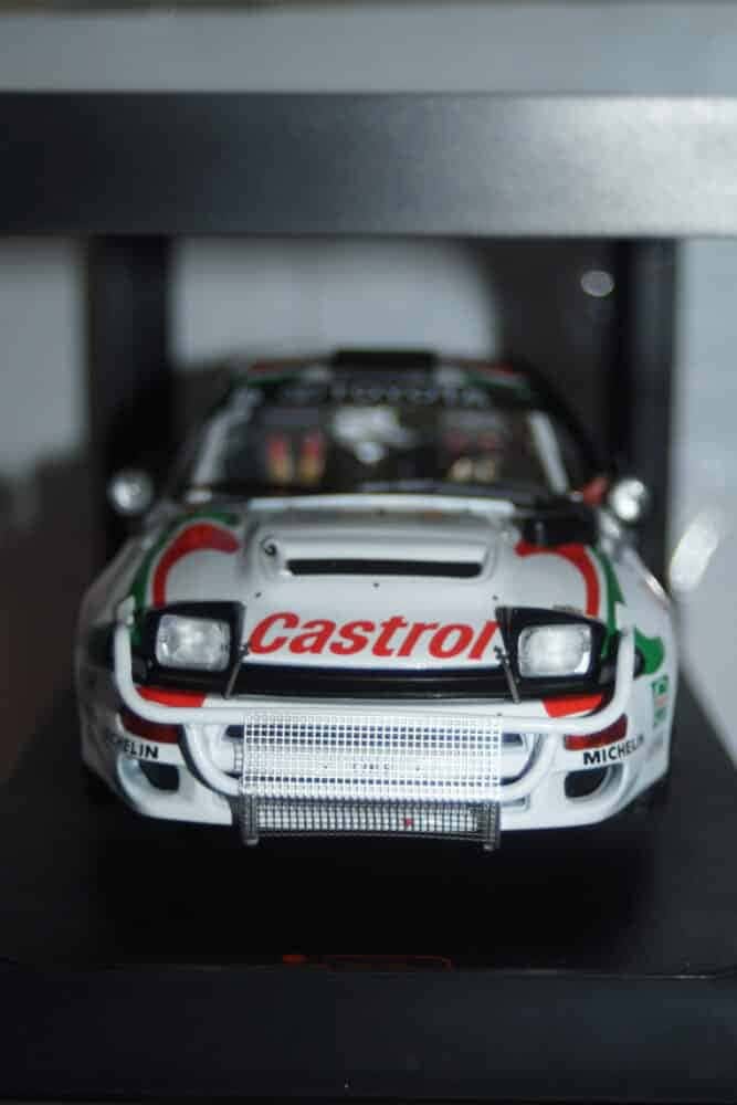 Ixo toyota celica 2000 gt(ra21) #18 rac rally 1977 j-l.therier 1:18 18rmc189c