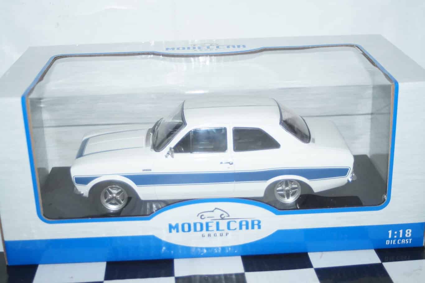 Model car group ford escort mk1 rs2000 white / blue mcg18385 1/18th