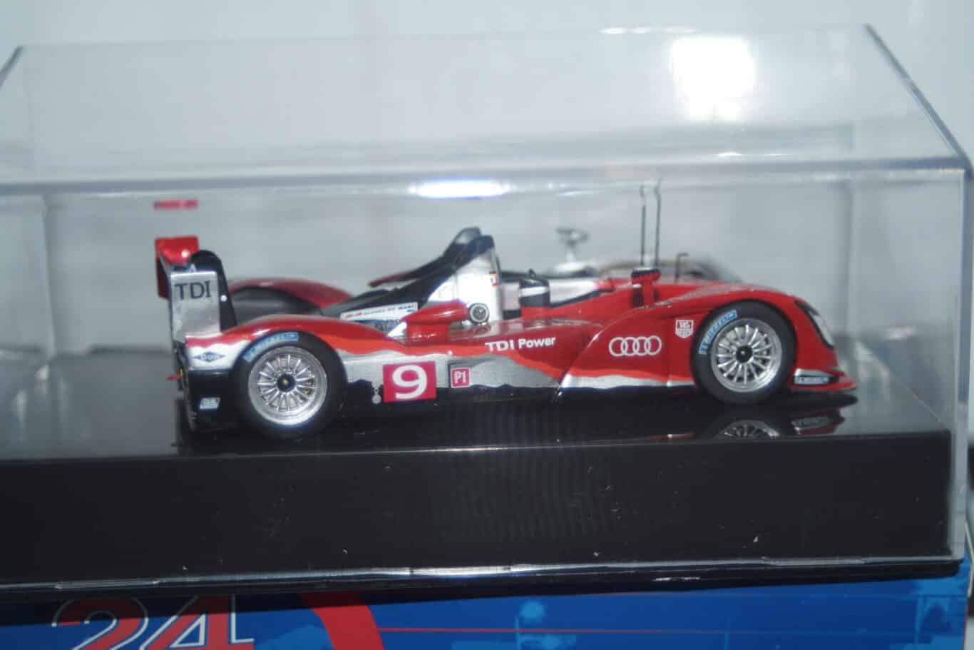 Ixo audi r15 tdi #9 lmp1 winner lemans 2010 ref lm2010 in 1/43rd