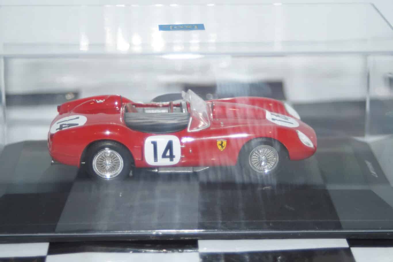 Ixo ferrari 250 tr #14 winner le mans 1958 diecast 1:43 lm1958