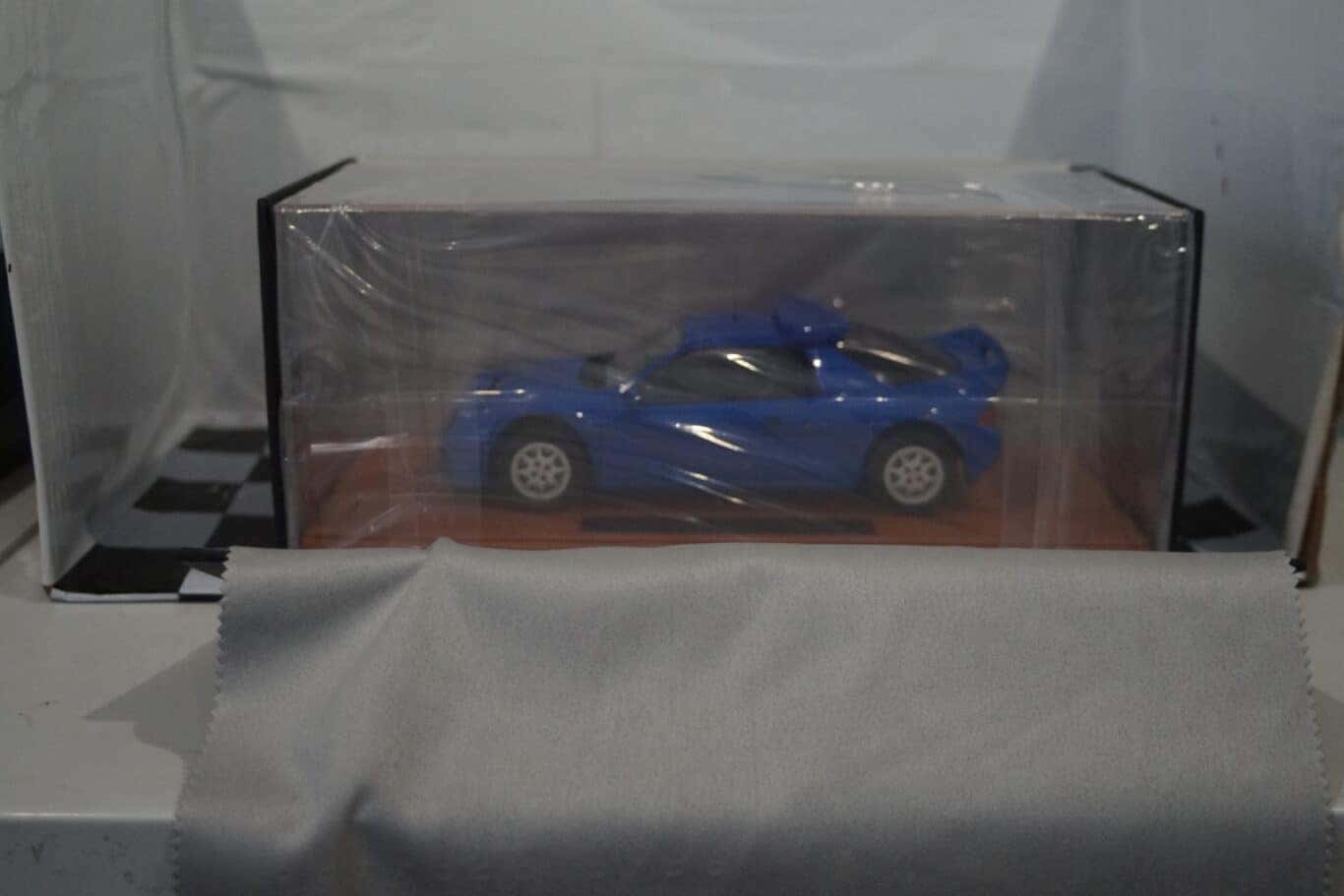 Top marques ford rs 200 evolution blue 1:18 resin ltd 500 ref top122c