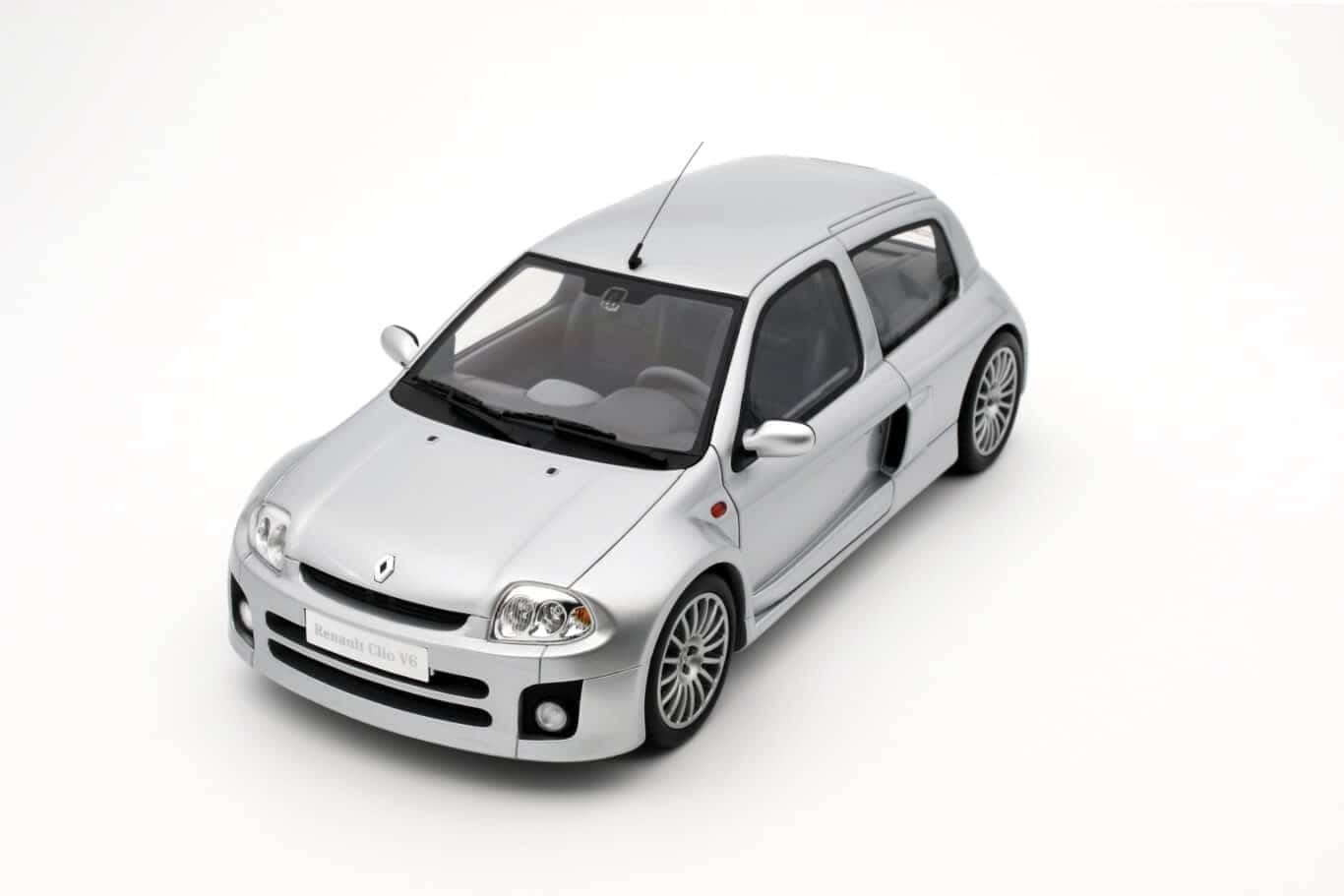 Otto renault clio v6 phase 1 silver 1:18 ot1034