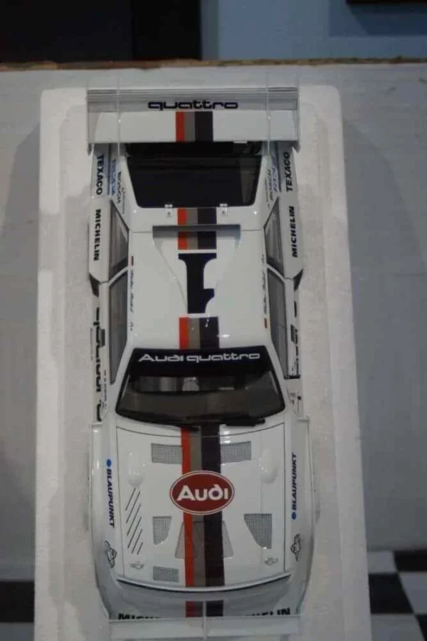 Autoart audi quattro s1 rally pikes peak winner 1987 #1 w.roehrl 1:18 88700
