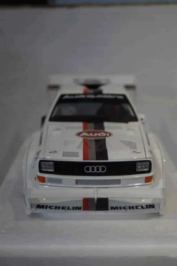 Autoart audi quattro s1 rally pikes peak winner 1987 #1 w.roehrl 1:18 88700