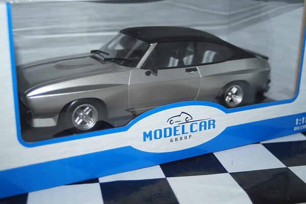 Model car group ford capri mk2 x pack silver/black mcg18349