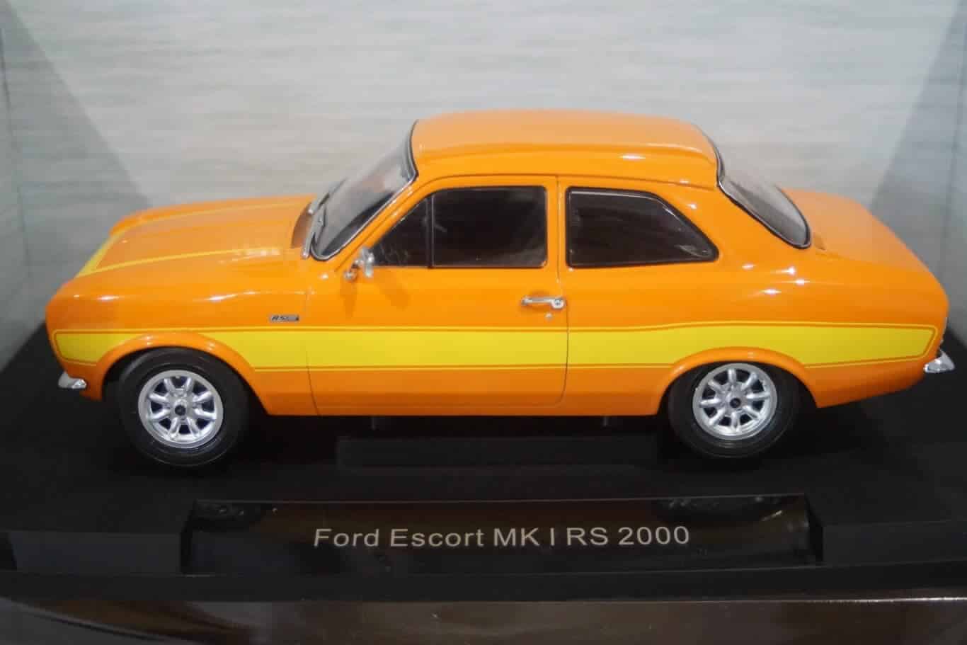 Model car group ford escort mk1 rs orange mcg18253 1/18th