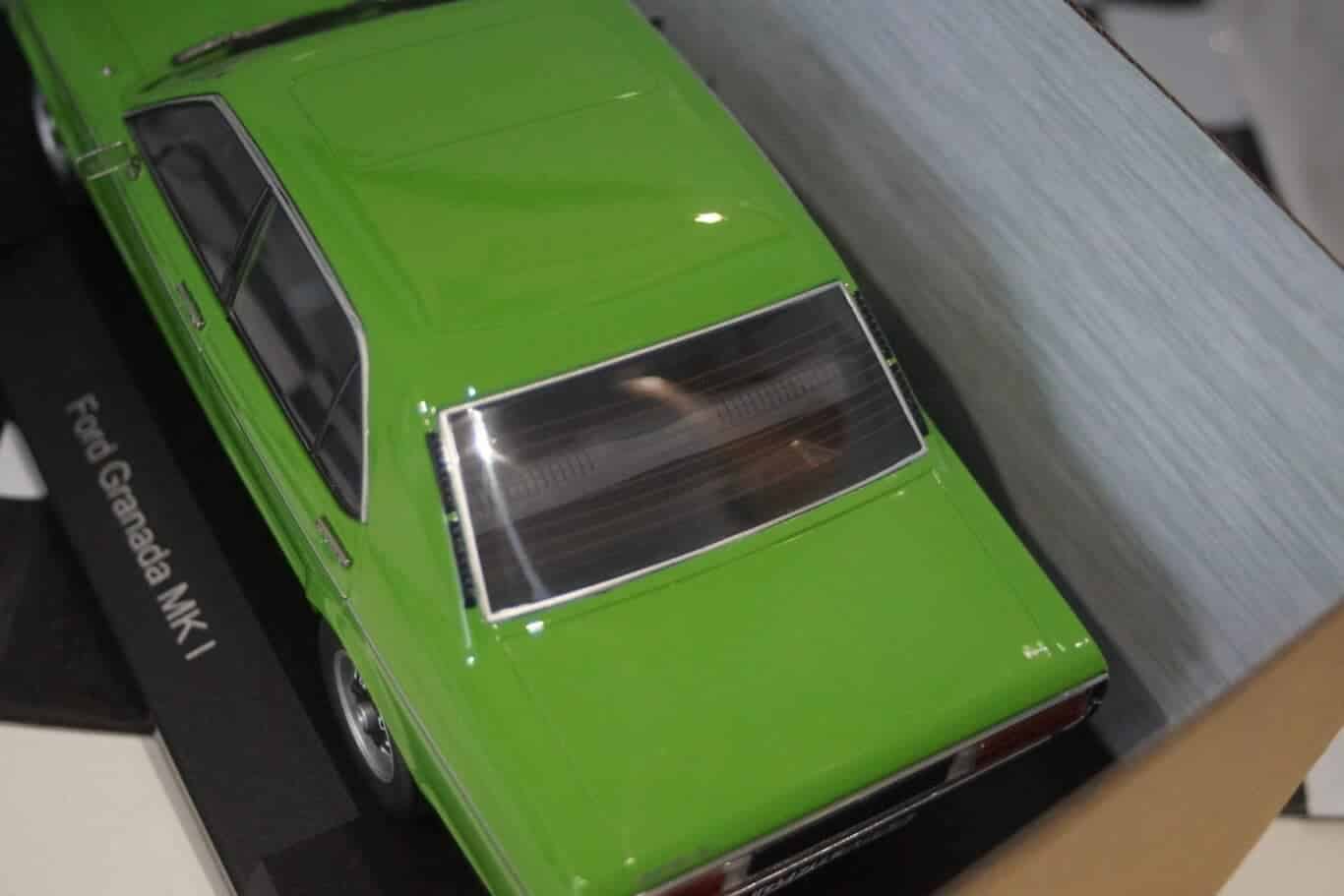 Model car group ford granada mk1 green 1975 mcg18396