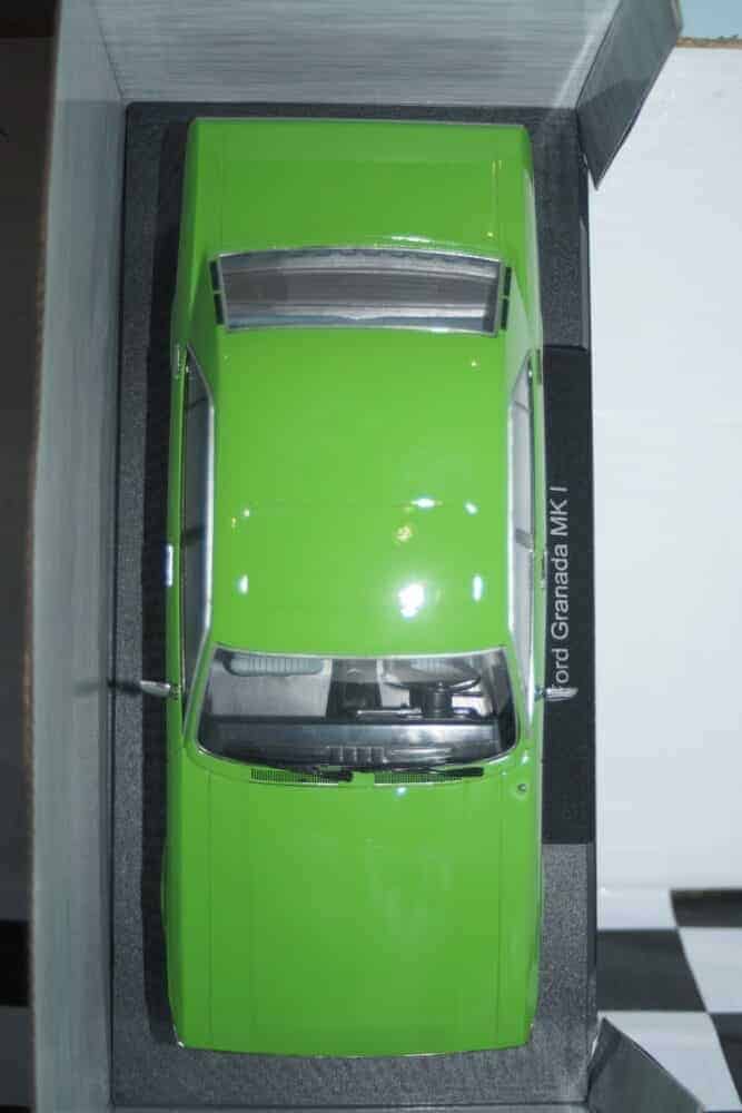 Model car group ford granada mk1 green 1975 mcg18396