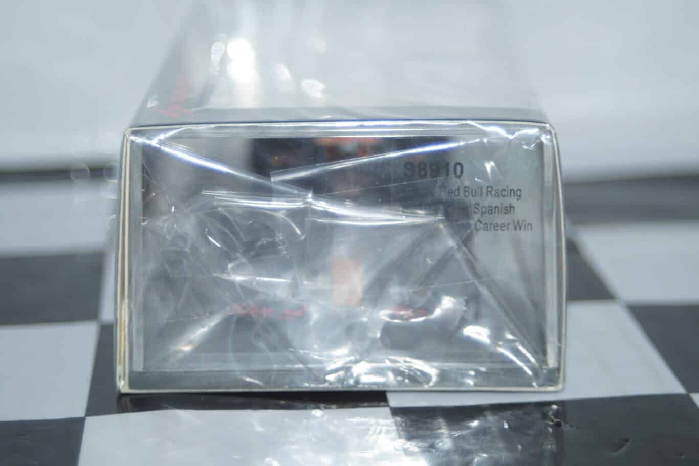 Spark oracle red bull racing rb19 winner spanish gp 2023 1:43 resin s8910