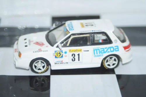 Tip top models tt137 mazda 323 gra "frau-le corre" rmc 98 assembled kit 1:43