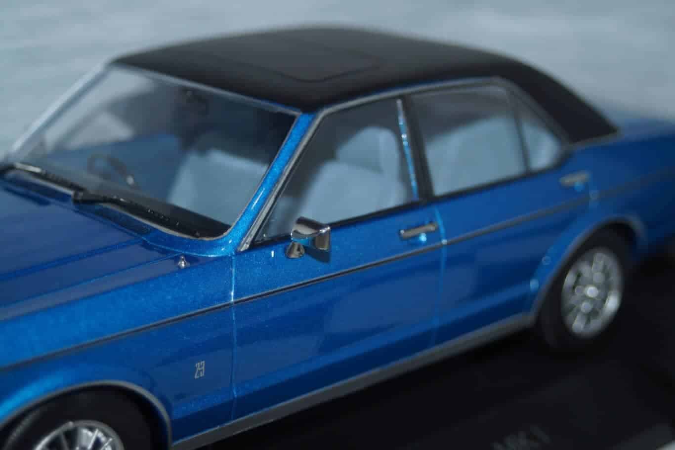Model car group ford granada mk1 blue / black 1975 rhd uk exclusive mcg18468